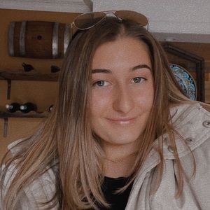 Meet your Posher, Arianna